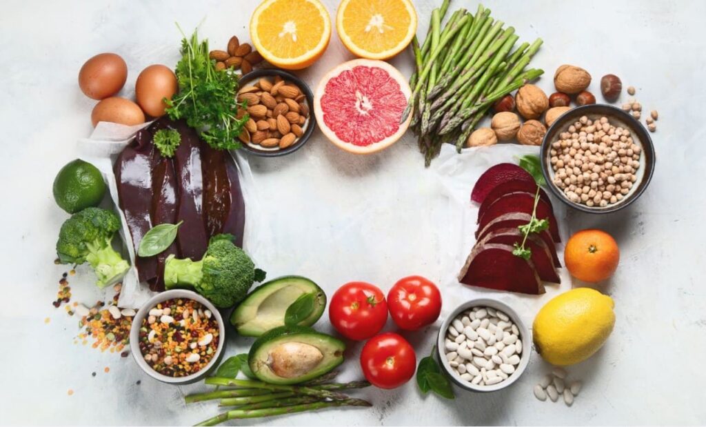 Menyesuaikan Asupan Nutrisi Sesuai Gaya Hidup dan Usia